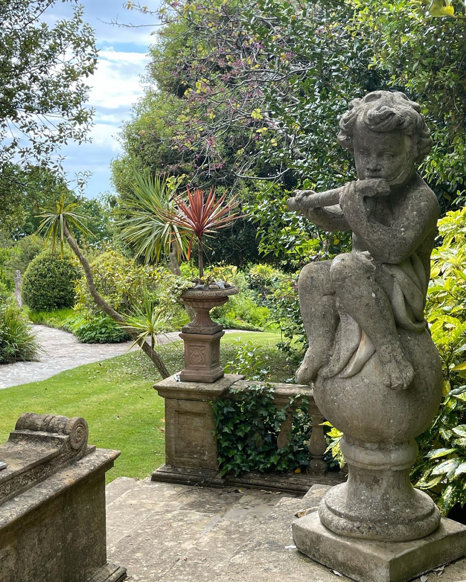 The formal gardens at Wylam House